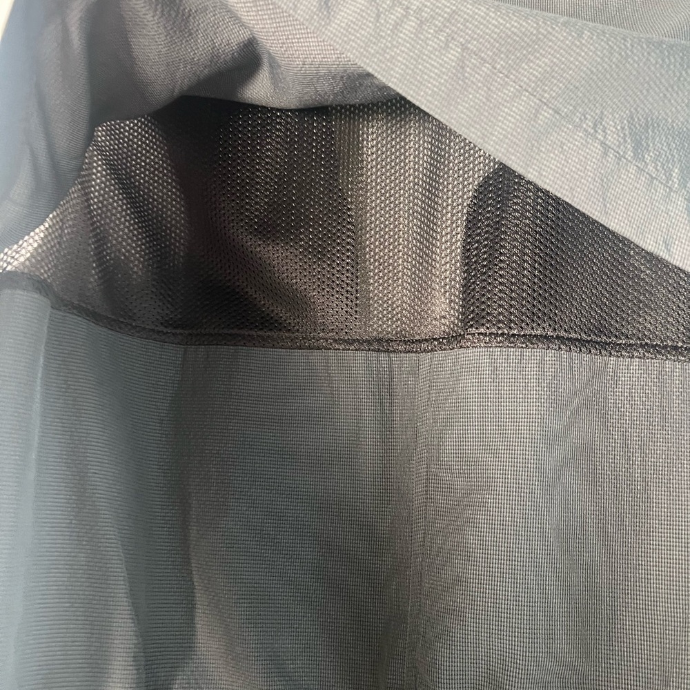 NOT FOR SALE - Eddie Bauer Grey Vest Size Small - Picture 9 of 9